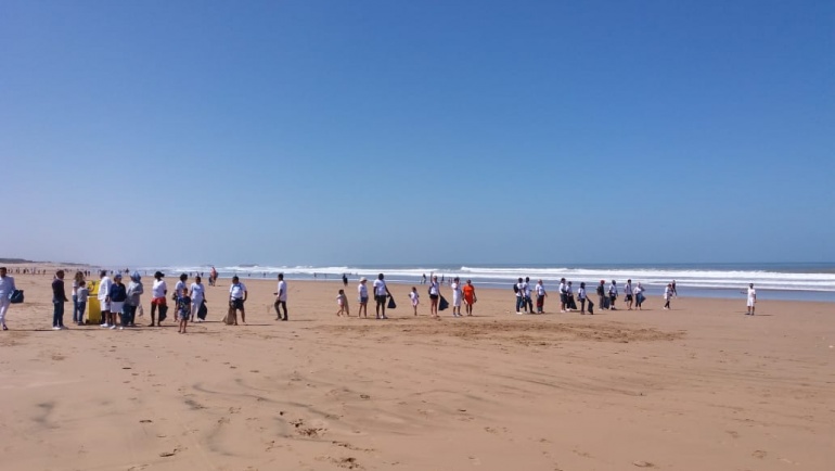 #AGADIR : Blue Waves, Surf Maroc et Club Med s’engagent pour la protection du littoral!