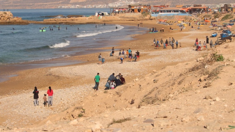 Tamraght : Campagne de sensibilisation à l’environnement littoral à la plage d’Imouran